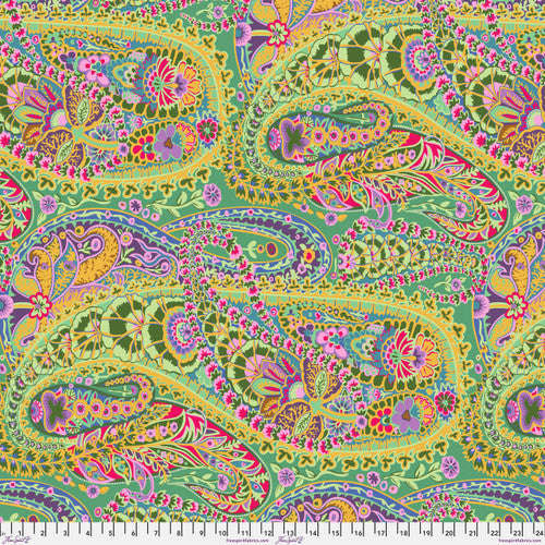 PAISLEY JUNGLE GREEN PWGP60 Kaffe Fassett