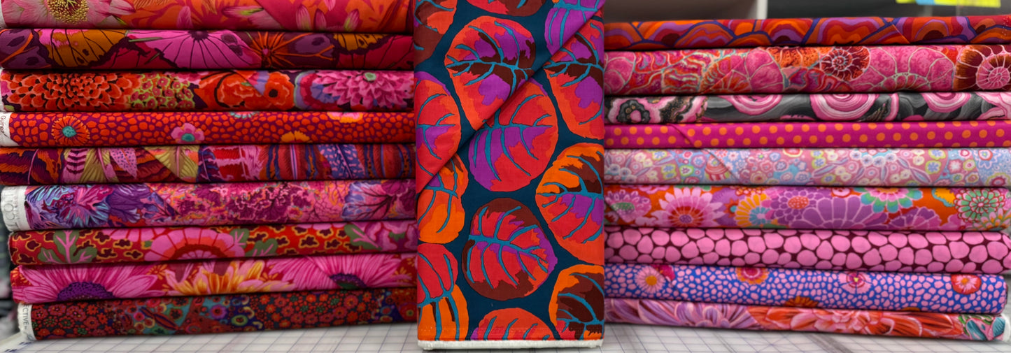 Cascade Quilt Kit – Red Colorway 59.5" X 85" - Kaffe Fassett Collective