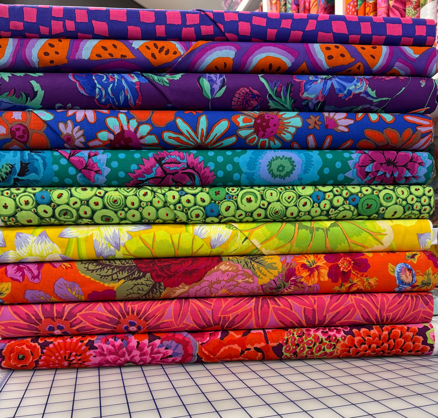 RAINBOW SWIRLY Fabric Pack - 64" X 80" - Kaffe Fassett Collective