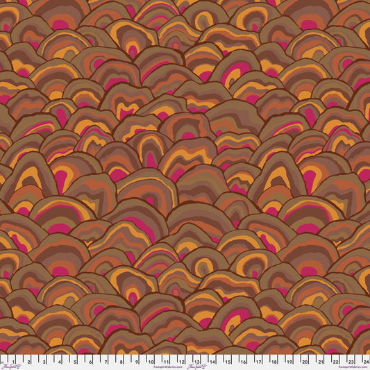 WOBBLE Brown PWBM092 Brandon Mably Kaffe Fassett Collective AUGUST 2024