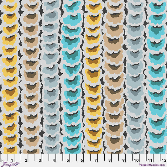 PRE-ORDER - GARLANDS NEUTRAL - PWGP181 - Kaffe Fassett for KFC - August 2026