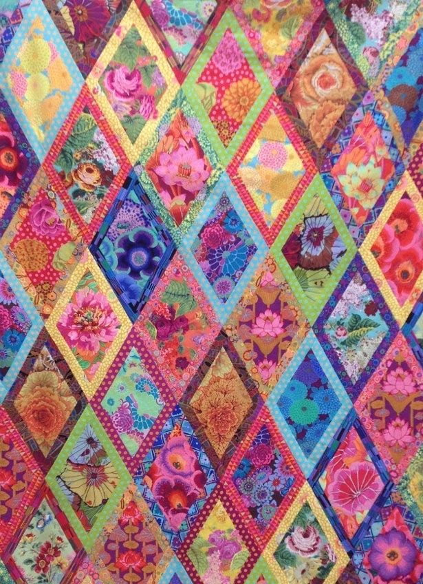 BORDERED DIAMONDS QUILT Large Fabric Pack - Kaffe Fassett Collective F –  Sew Colorful