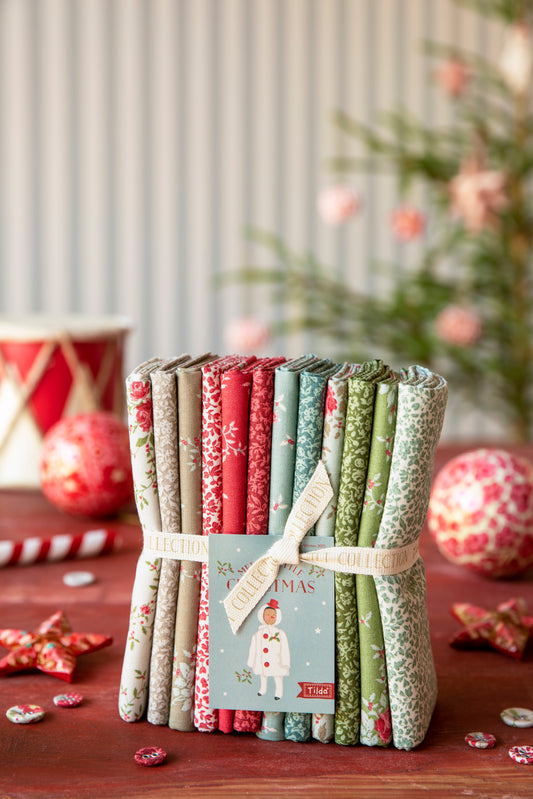 Pre-order - Tilda - Merry Little Christmas – Eve and Noel 12pc Fat Quarter Bundle - Blender Collection