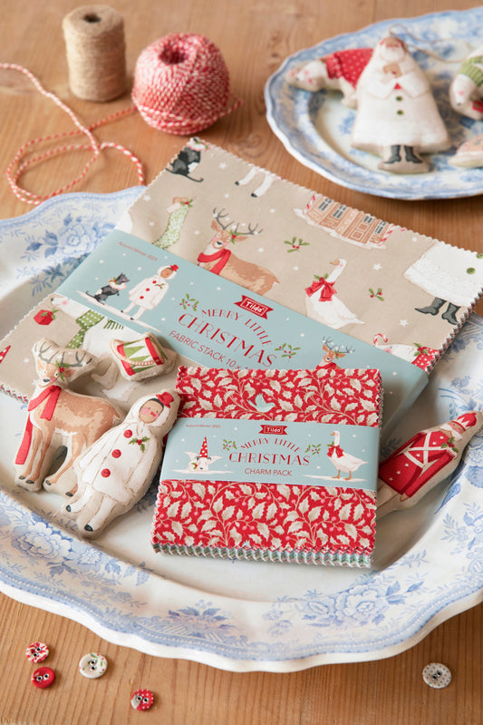 Pre-order - Tilda - Merry Little Christmas – Layer Cake - Tilda Fabrics - 10"- 40pcs