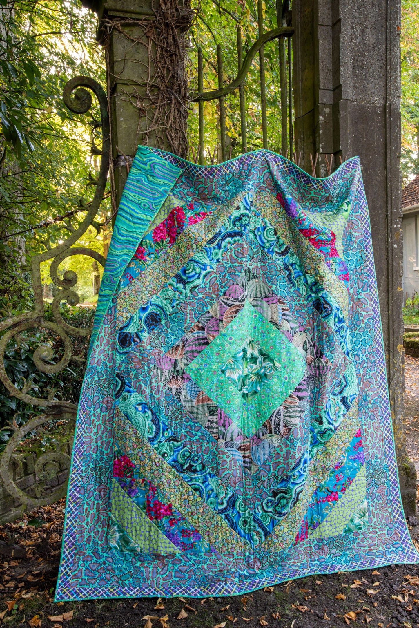Kaffe Fassett Quilts in an English Village - 144 Pages - August 2021