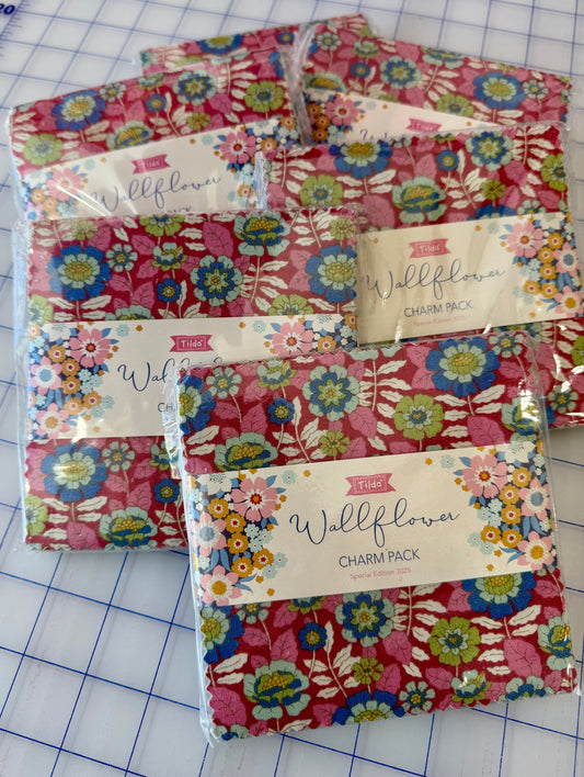 Special Edition 2025 - Wallflower Charm Pack - Tilda Fabrics - 5" - 40pcs