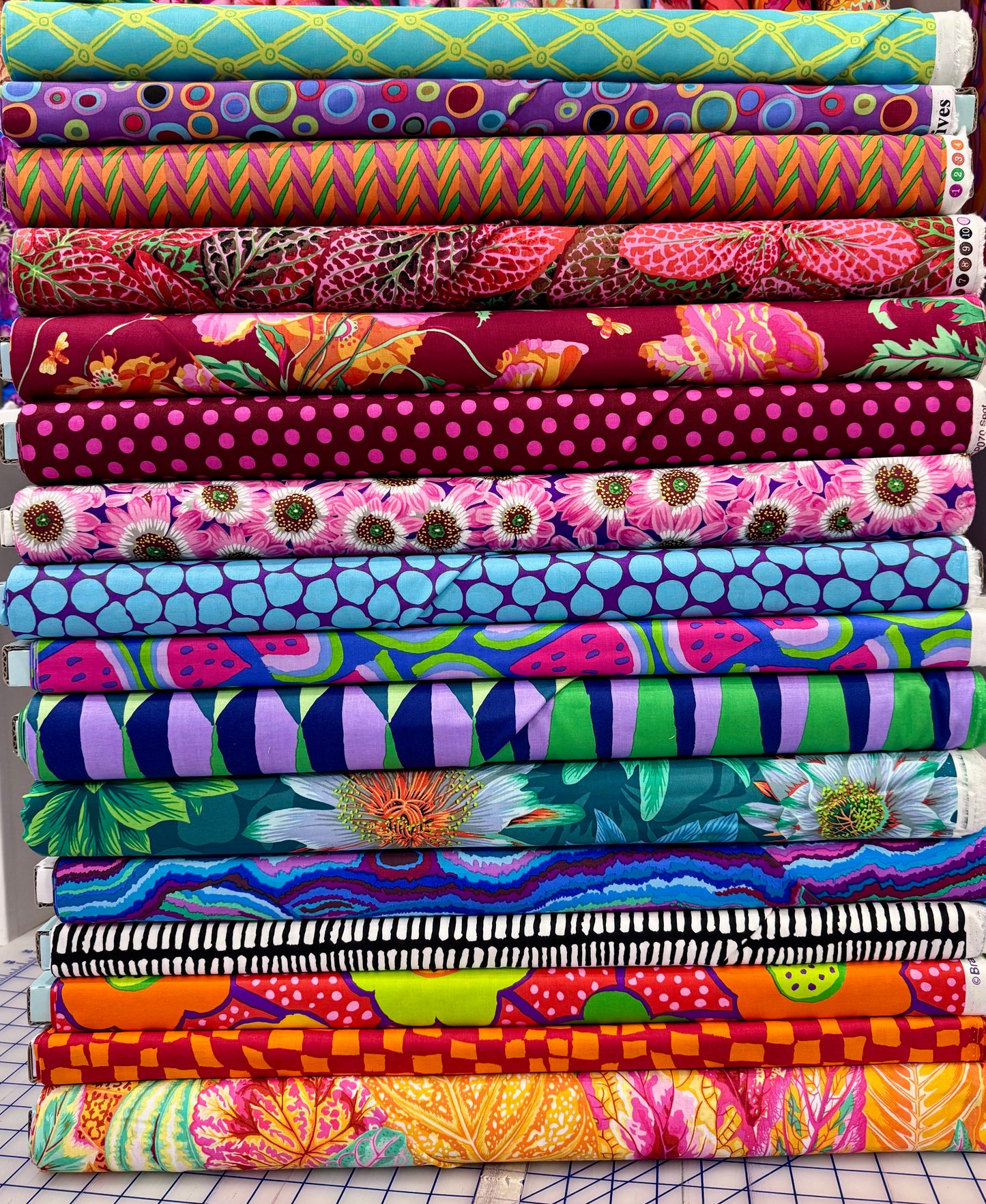 Star Pop Quilt Kit - 60" x 75" - with Kaffe Fassett fabrics