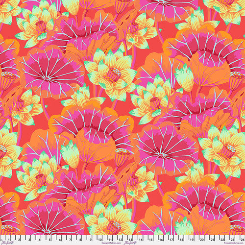 LAKE BLOSSOMS MAGENTA PWGP093 Kaffe Fassett