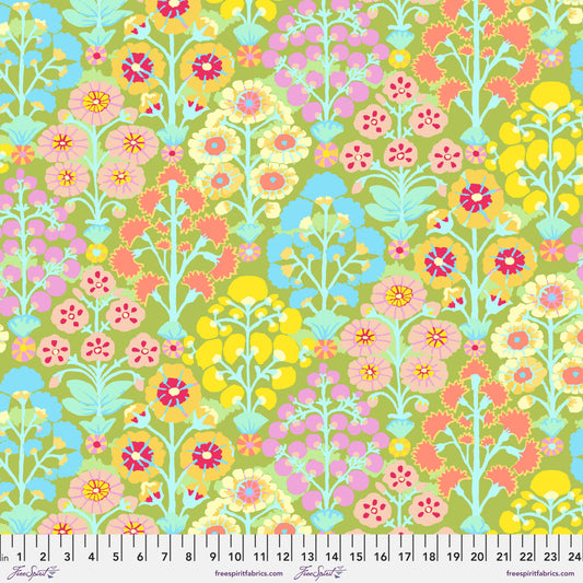 SPRAYS LIME PWGP107 Kaffe Fassett December 2022