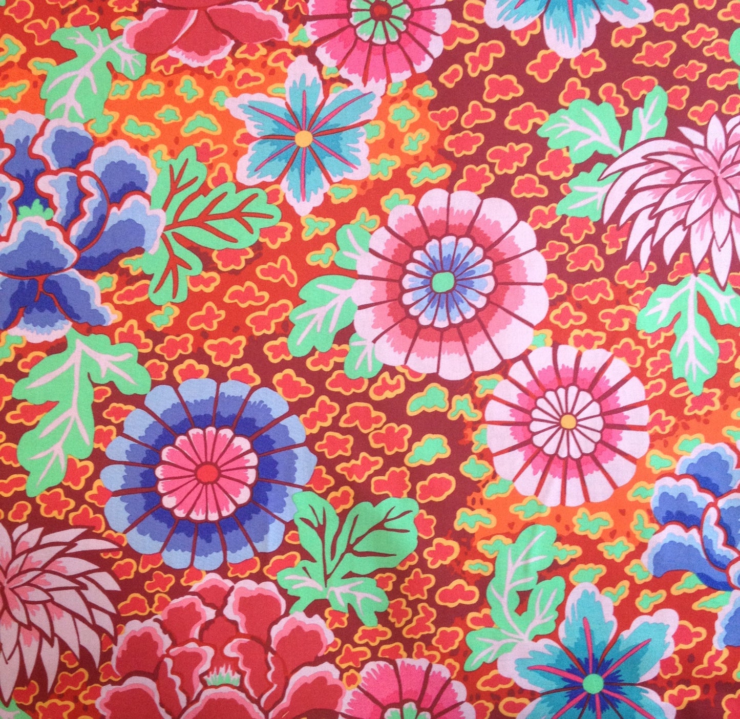 DREAM RED PWGP148 Kaffe Fassett