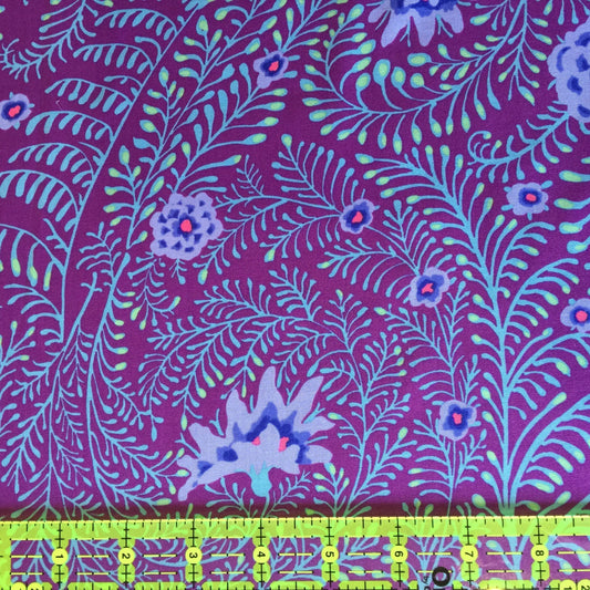 FERNS PURPLE PWGP147 Kaffe Fassett